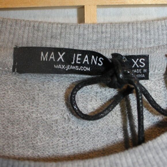 NWT Max Jeans XS Bumblebee Sweatshirt - Picture 5 of 16